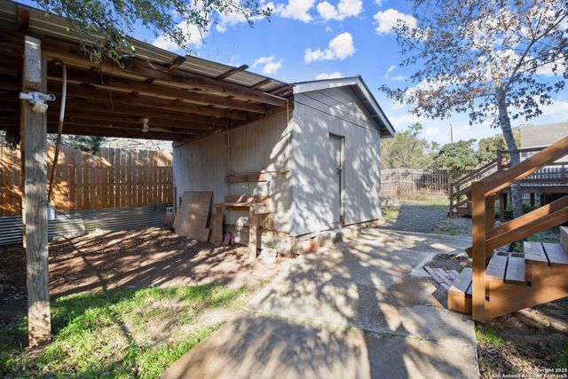 402 twin elm, Canyon Lake, TX 78133