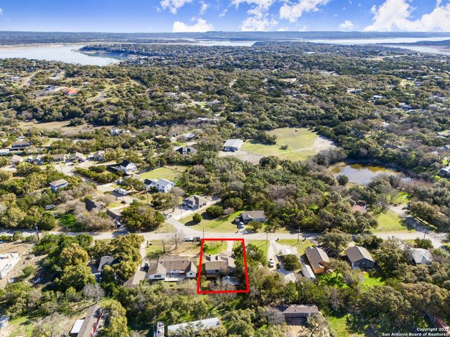 402 twin elm, Canyon Lake, TX 78133