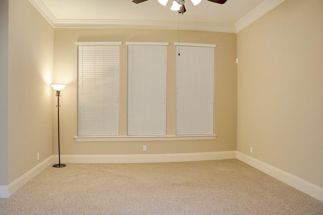 907 Arden Oaks Drive, Sugar Land, TX 77479