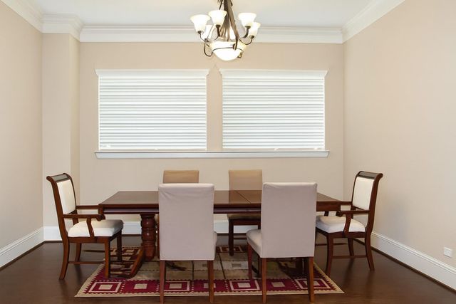 907 Arden Oaks Drive, Sugar Land, TX 77479