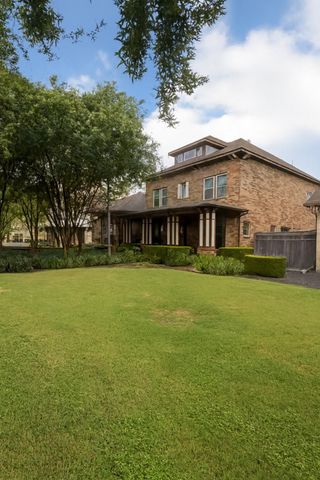 907 Arden Oaks Drive, Sugar Land, TX 77479