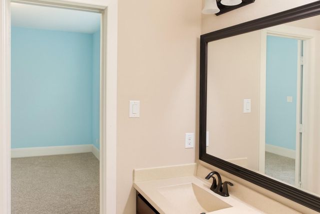 907 Arden Oaks Drive, Sugar Land, TX 77479