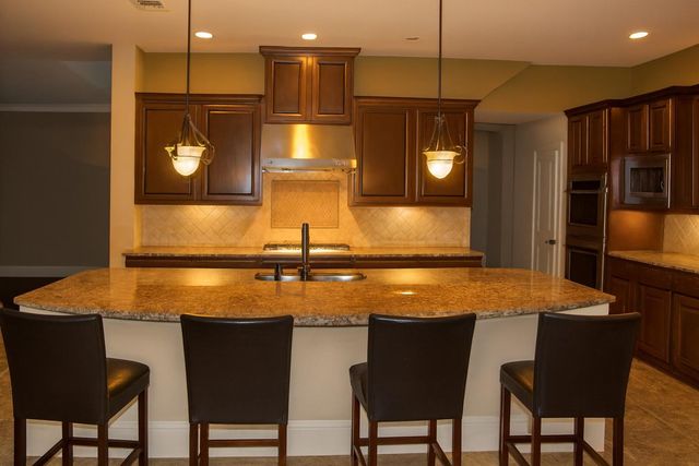 907 Arden Oaks Drive, Sugar Land, TX 77479