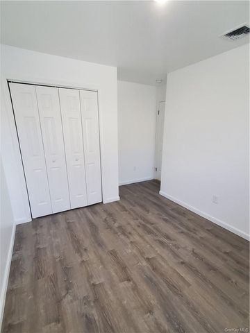 7 White Plains Avenue, Elmsford, NY 10523