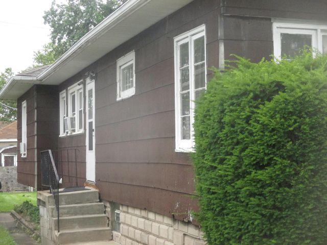 2711 164th Place, Hammond, IN 46323