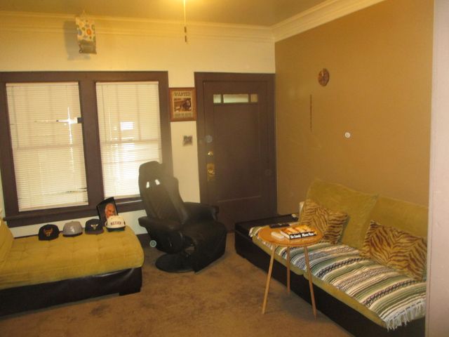 2711 164th Place, Hammond, IN 46323