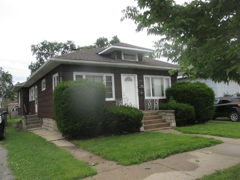 2711 164th Place, Hammond, IN 46323