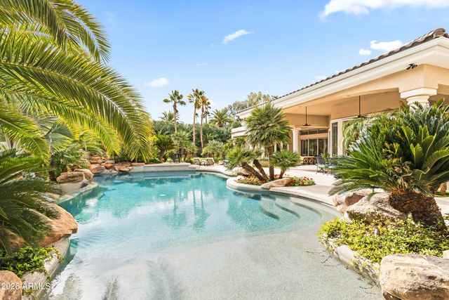 8305 N 50TH Street, Paradise Valley, AZ 85253