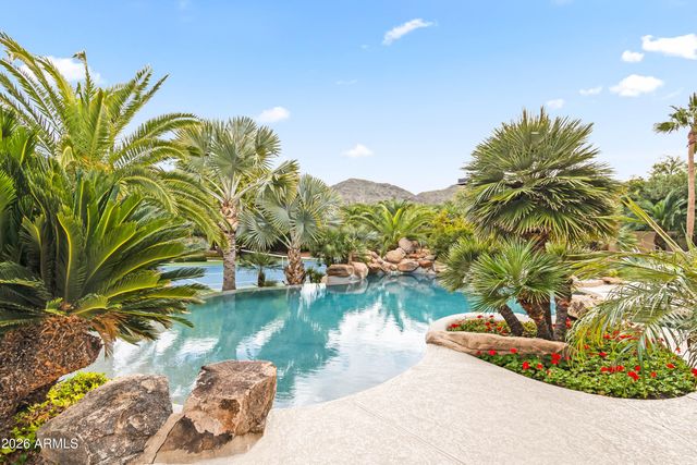 8305 N 50TH Street, Paradise Valley, AZ 85253