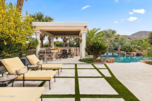 8305 N 50TH Street, Paradise Valley, AZ 85253