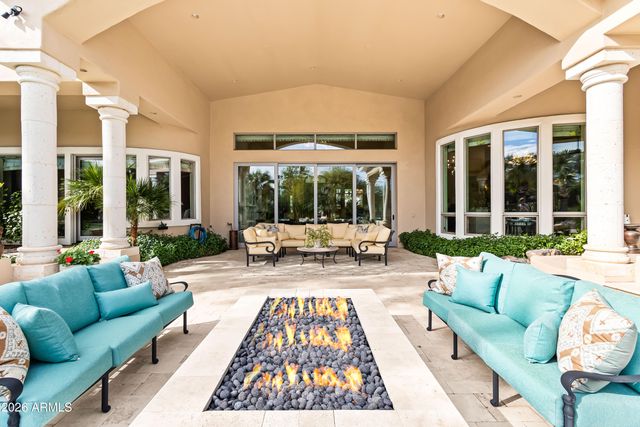 8305 N 50TH Street, Paradise Valley, AZ 85253