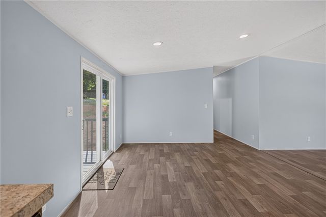 215 Wells Circle, Townville, SC 29689