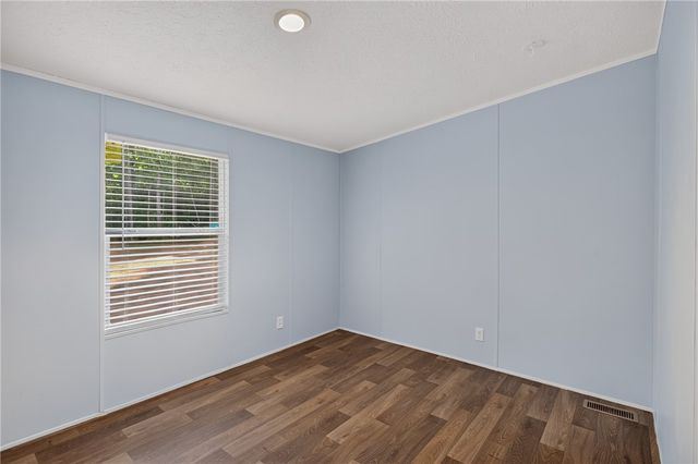 215 Wells Circle, Townville, SC 29689