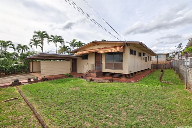 94-855 Lumikuke Loop, Waipahu, HI 96797
