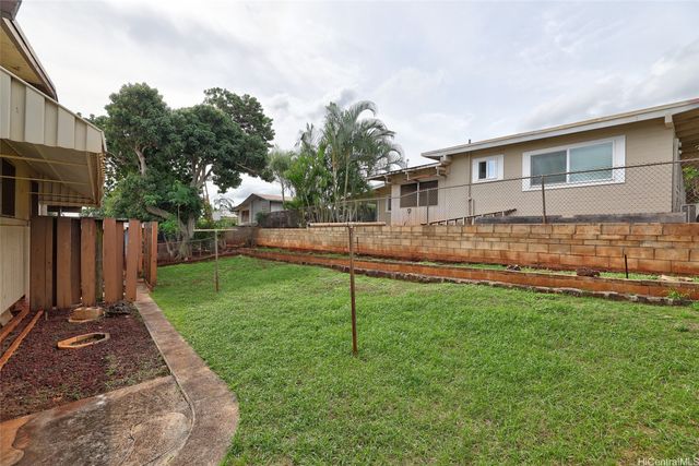 94-855 Lumikuke Loop, Waipahu, HI 96797