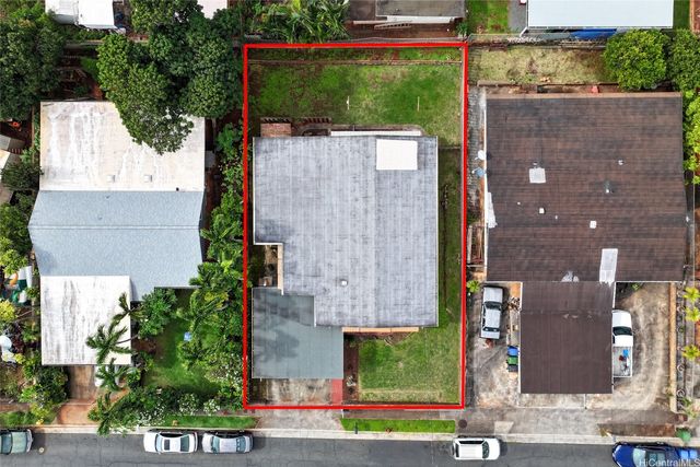 94-855 Lumikuke Loop, Waipahu, HI 96797