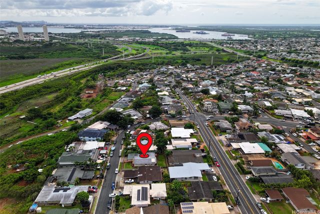 94-855 Lumikuke Loop, Waipahu, HI 96797