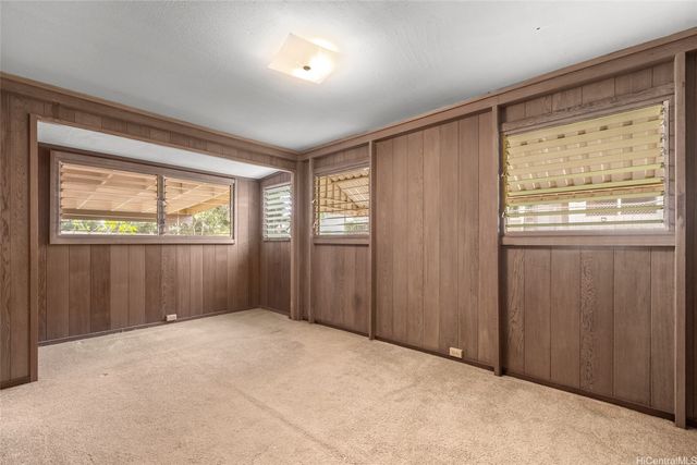 94-855 Lumikuke Loop, Waipahu, HI 96797