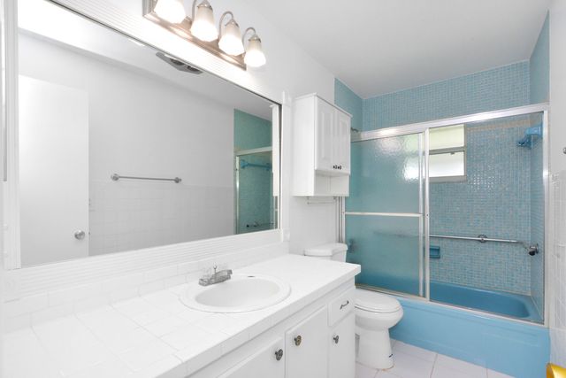 1204 SW 24th Street, Boynton Beach, FL 33426