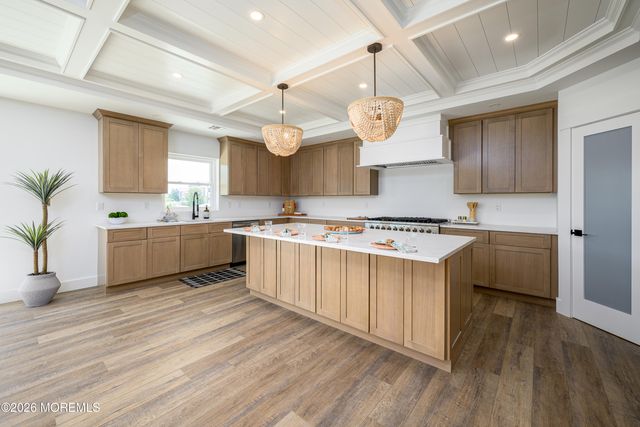 39 Weaver Drive, Beach Haven West, NJ 08050