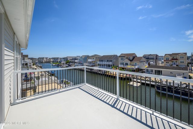 39 Weaver Drive, Beach Haven West, NJ 08050