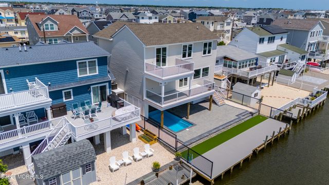 39 Weaver Drive, Beach Haven West, NJ 08050