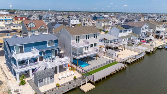 39 Weaver Drive, Beach Haven West, NJ 08050