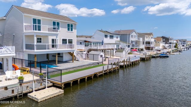 39 Weaver Drive, Beach Haven West, NJ 08050
