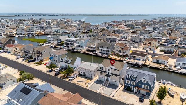 39 Weaver Drive, Beach Haven West, NJ 08050