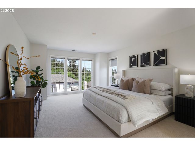 13436 Sw CLEARVIEW Way, Tigard, OR 97223