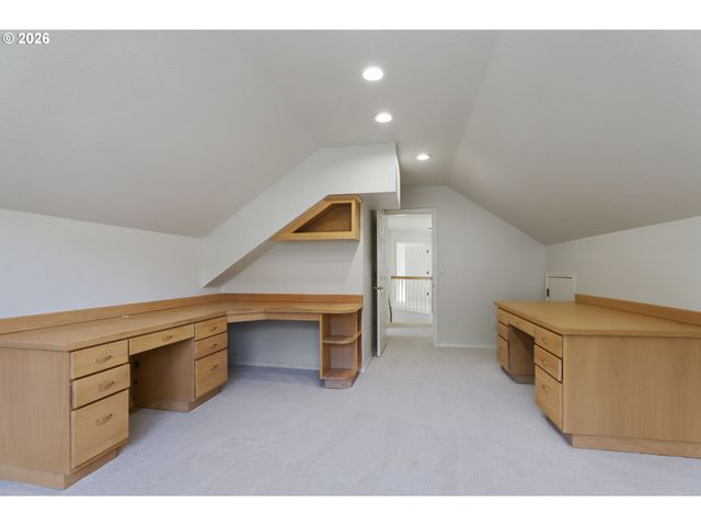 13436 Sw CLEARVIEW Way, Tigard, OR 97223