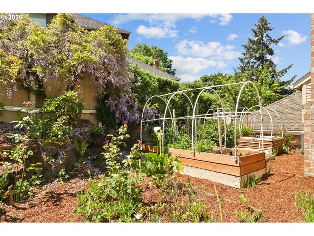 13436 Sw CLEARVIEW Way, Tigard, OR 97223