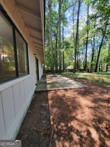 9141 Trail Court, Jonesboro, GA 30238