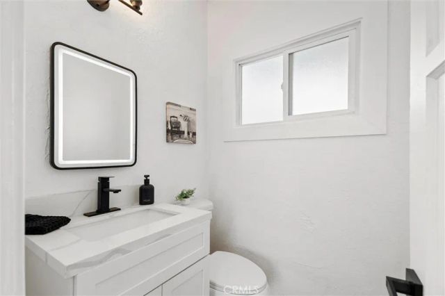 1408 S Central Ave, Compton, CA 90220