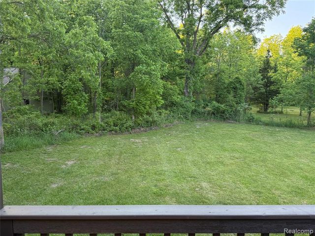 8318 Mill Pointe Court, Goodrich, MI 48438