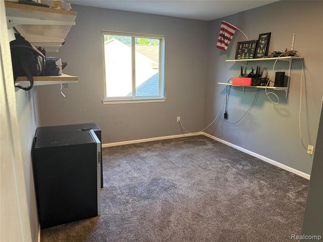 8318 Mill Pointe Court, Goodrich, MI 48438