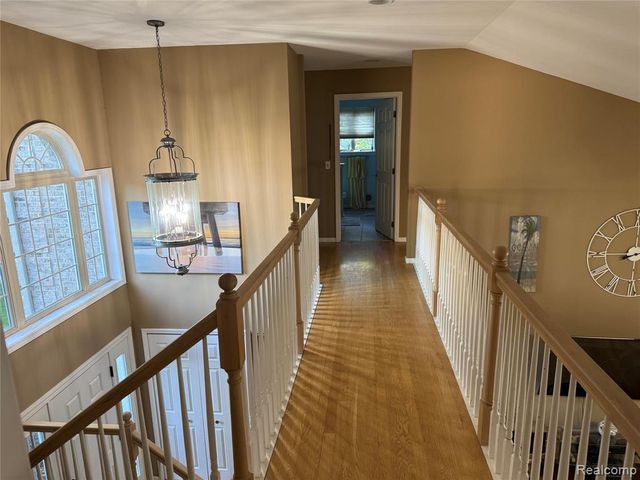 8318 Mill Pointe Court, Goodrich, MI 48438