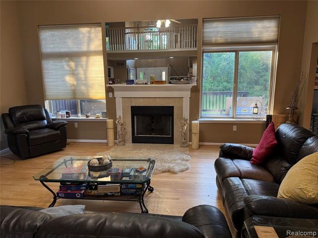 8318 Mill Pointe Court, Goodrich, MI 48438