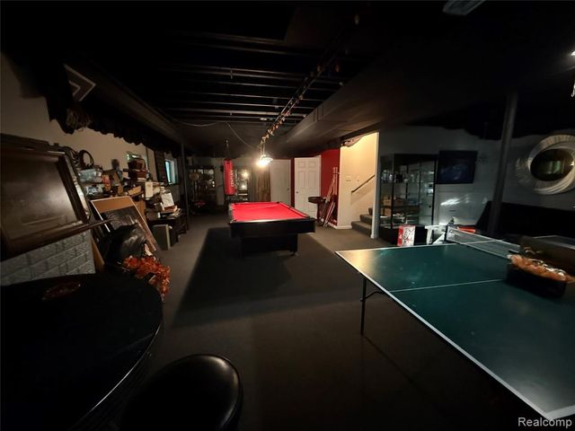 8318 Mill Pointe Court, Goodrich, MI 48438