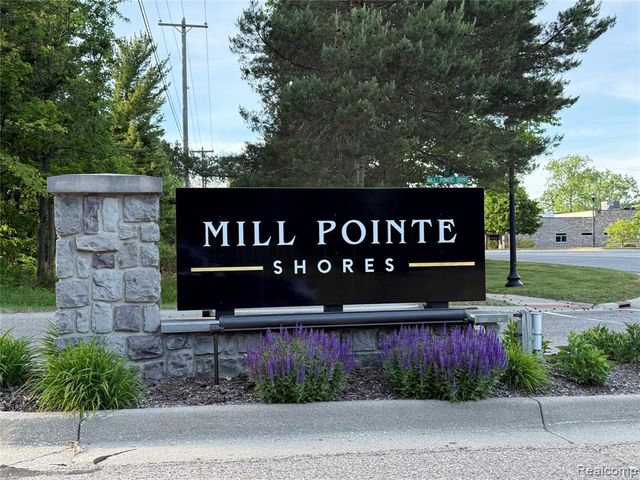 8318 Mill Pointe Court, Goodrich, MI 48438