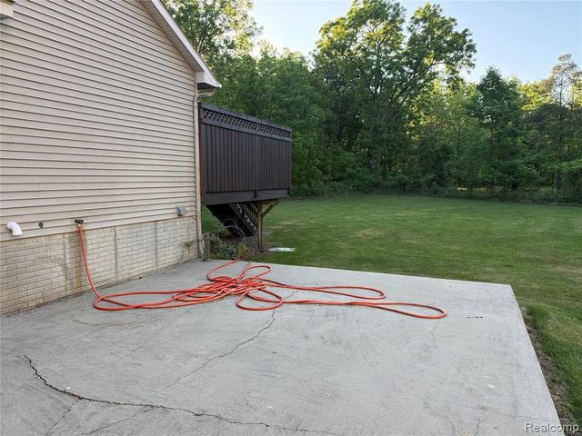 8318 Mill Pointe Court, Goodrich, MI 48438