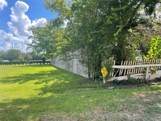 12747 Bates Lane, Stafford, TX 77477