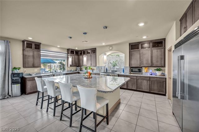 8557 South Pioneer Way, Las Vegas, NV 89113