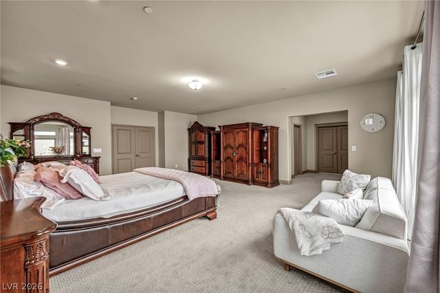 8557 South Pioneer Way, Las Vegas, NV 89113
