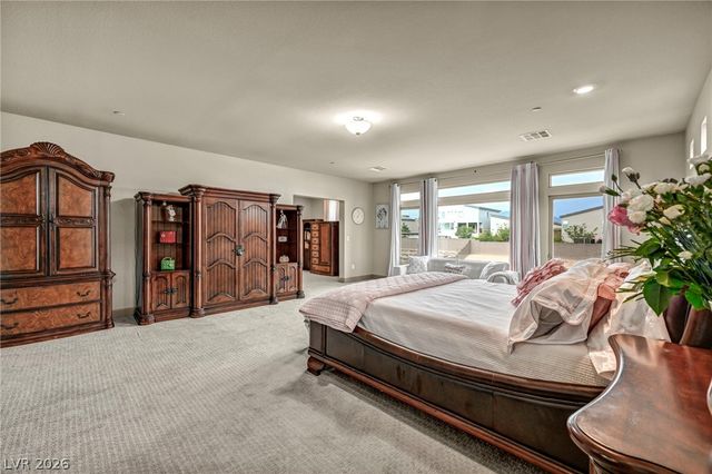 8557 South Pioneer Way, Las Vegas, NV 89113