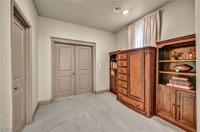 8557 South Pioneer Way, Las Vegas, NV 89113