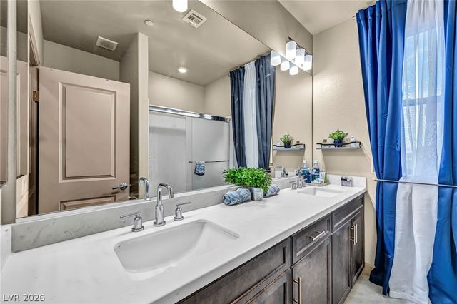 8557 South Pioneer Way, Las Vegas, NV 89113