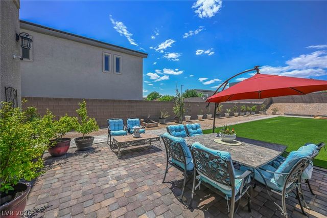 8557 South Pioneer Way, Las Vegas, NV 89113