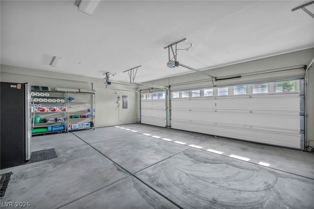 8557 South Pioneer Way, Las Vegas, NV 89113