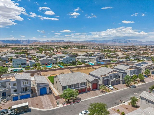 8557 South Pioneer Way, Las Vegas, NV 89113